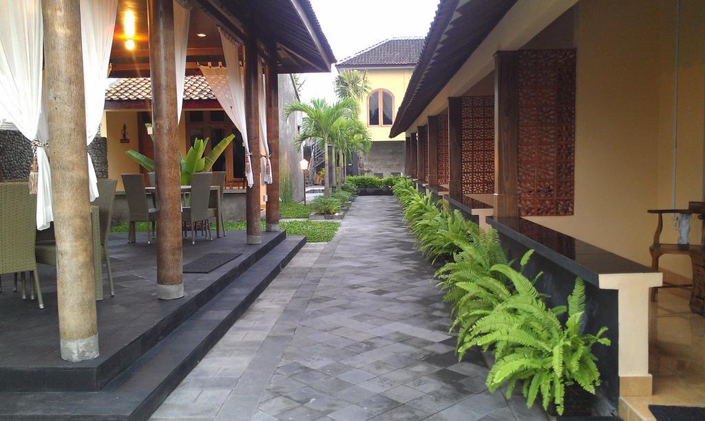 Готель Ndalem Bantul Gandok Екстер'єр фото